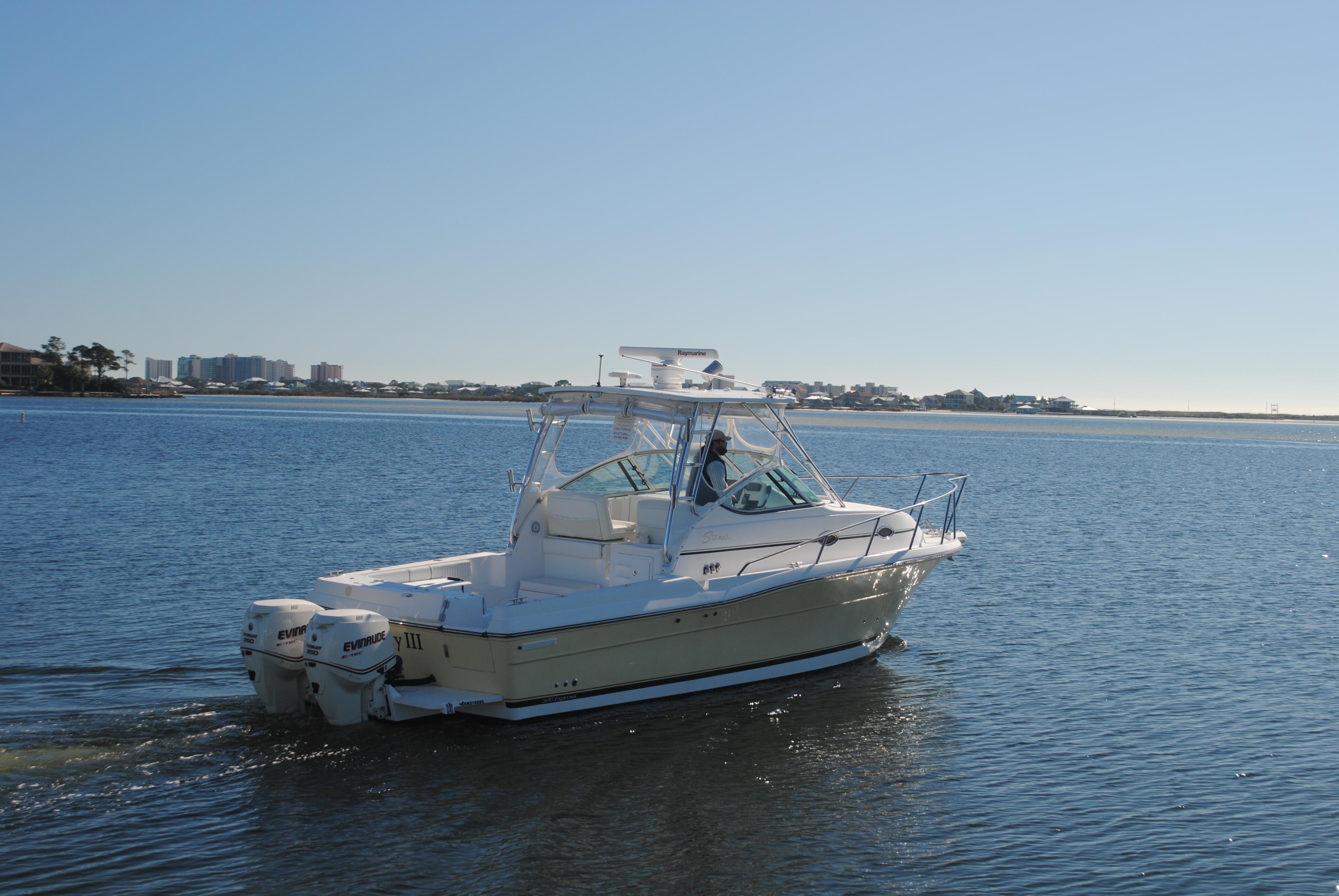 Stamas 320 Express, Orange Beach