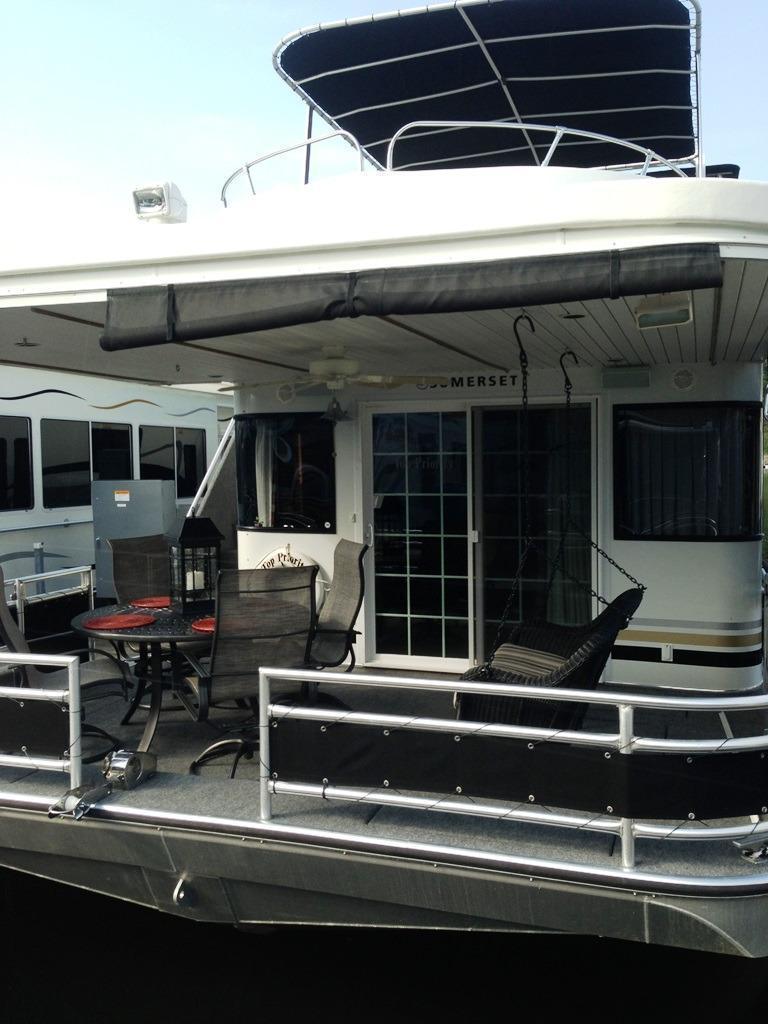 Sumerset Houseboat, State Dock