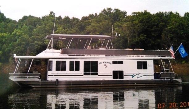 Sunstar Houseboat, Louisville
