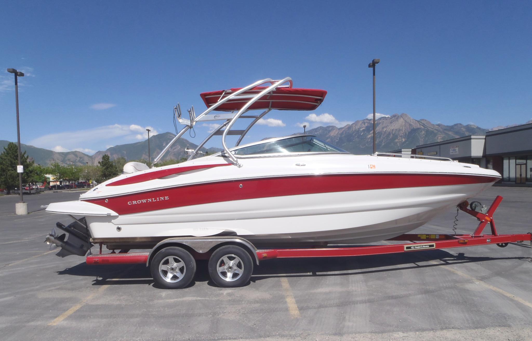 Crownline 240 EX Deck Boat Bowrider, Salt Lake City