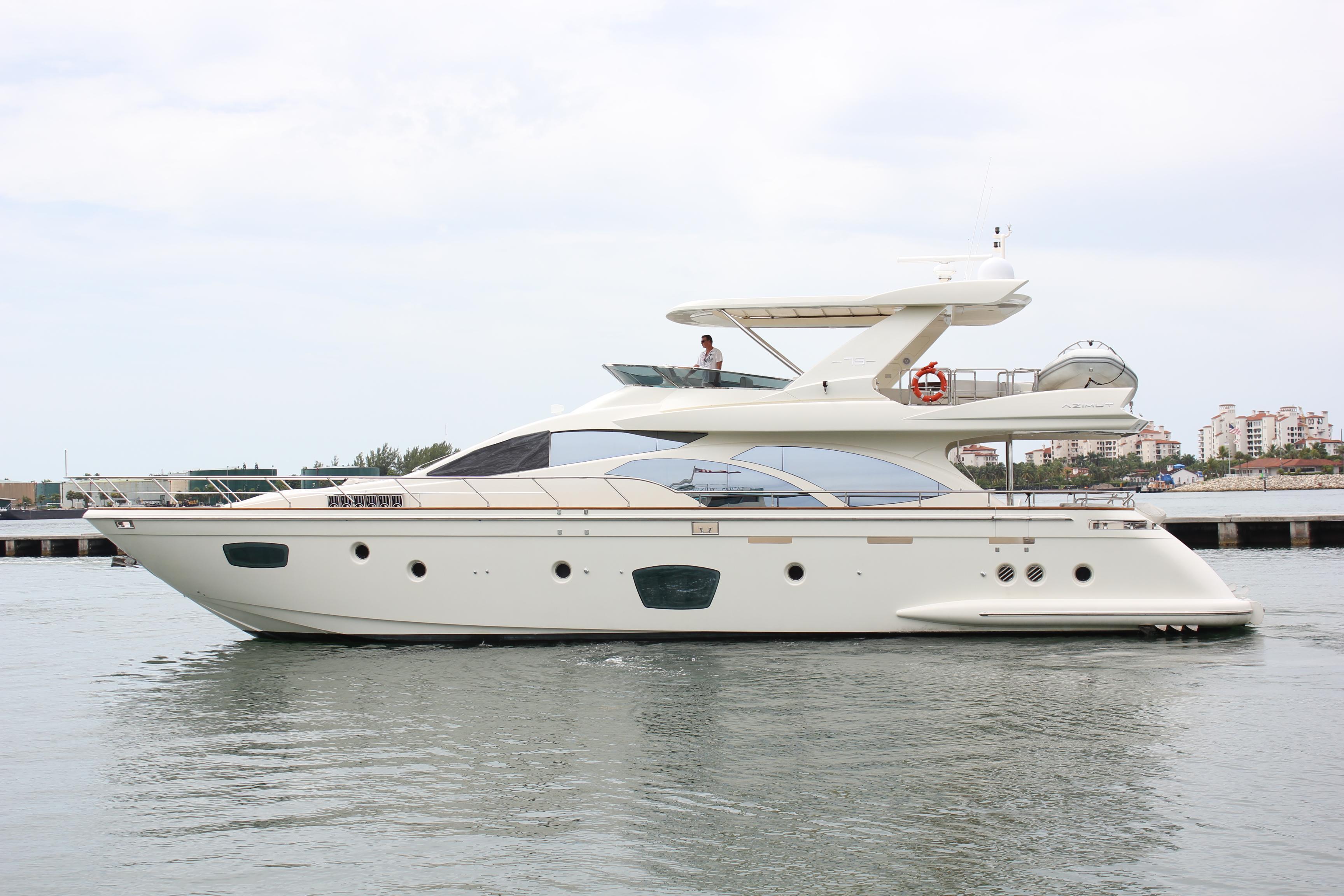 Azimut ybridge Motor Yacht, Miami