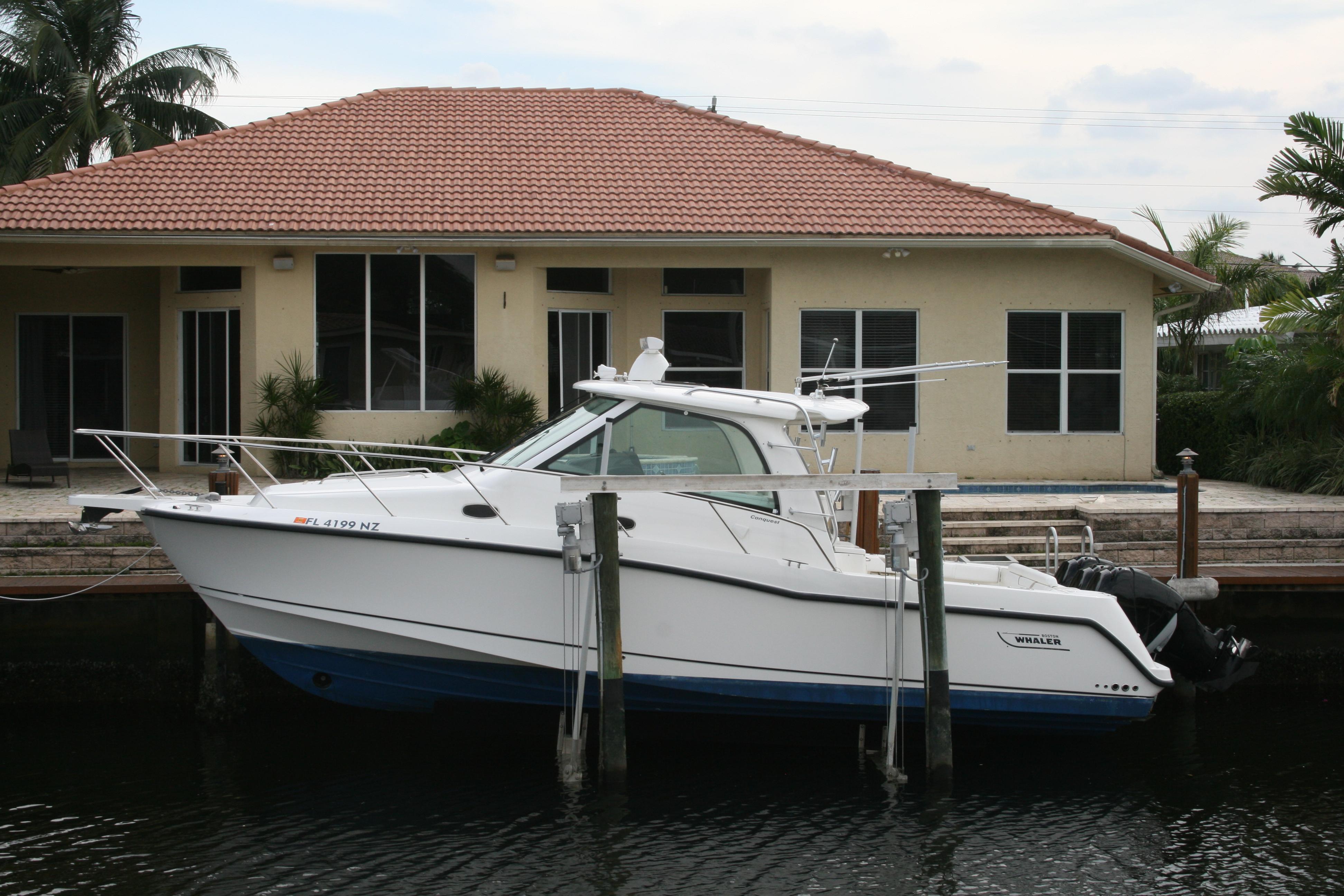 Boston Whaler 345 Conquest, Lighthouse Point