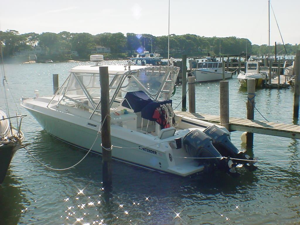 Contender 35 Side Console, Greenport