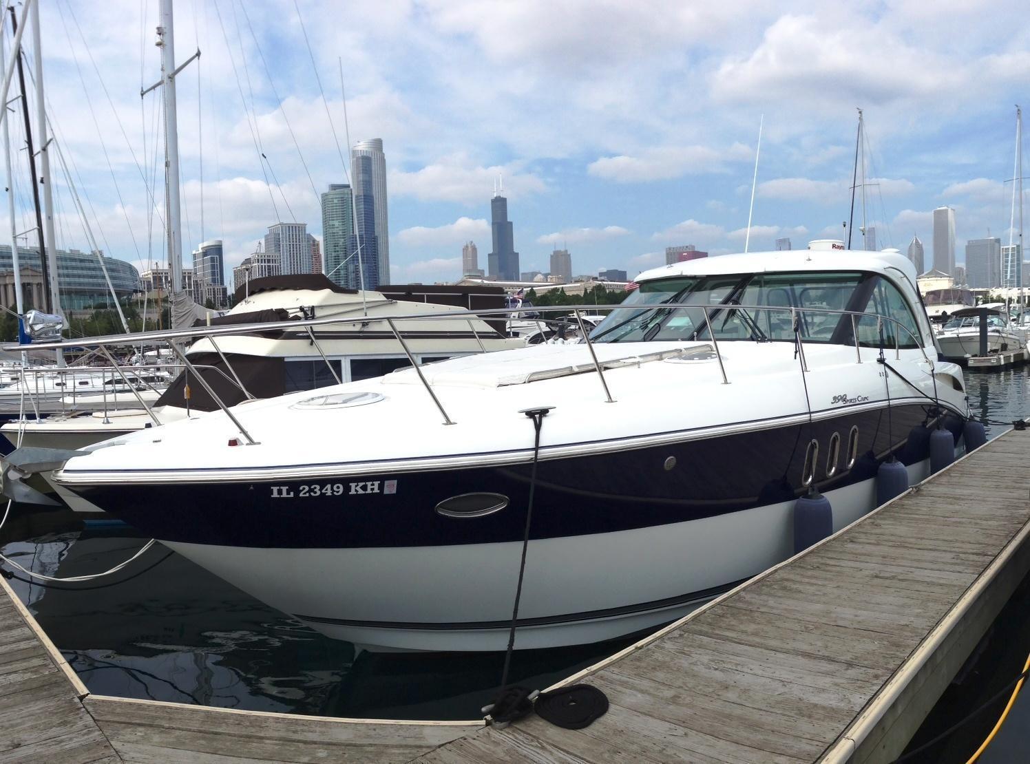 Cruisers Yachts 390 Sports Coupe, Chicago
