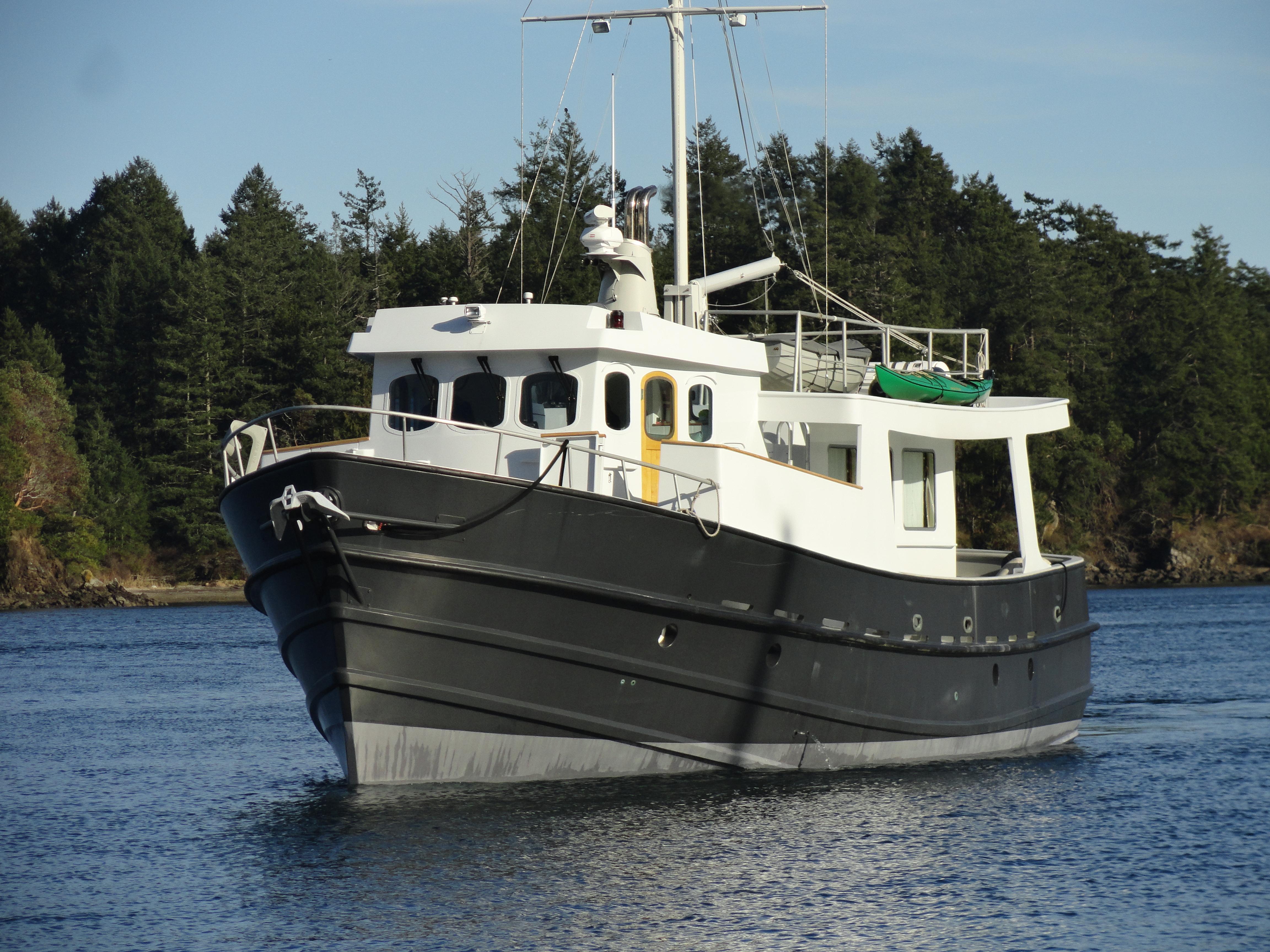 Halmatic/Qweek Quay Expedition Trawler