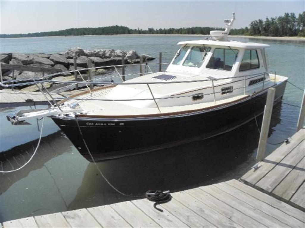 Sabre 34 Express, Huron