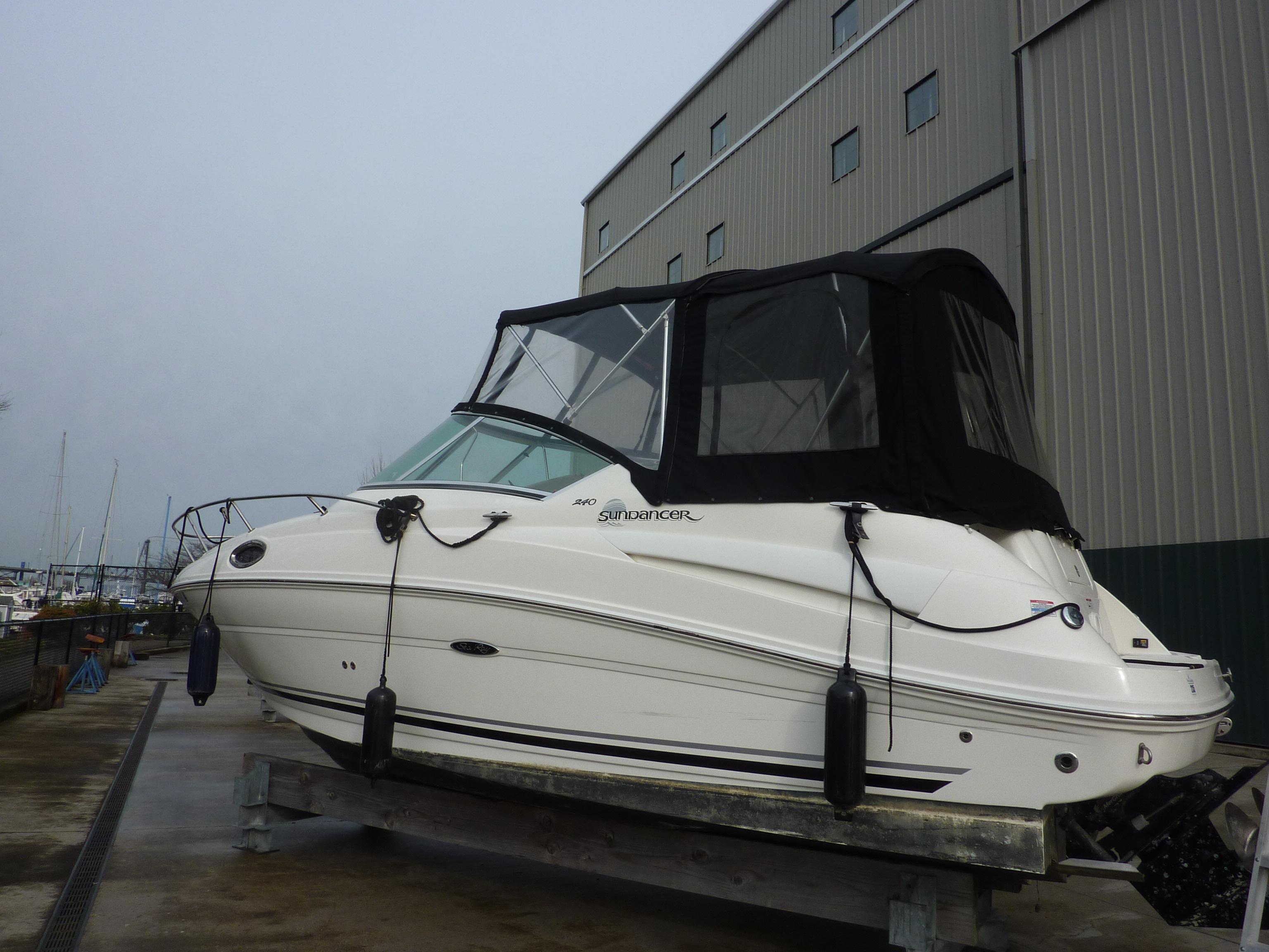 Sea Ray Sundancer 240, Tacoma