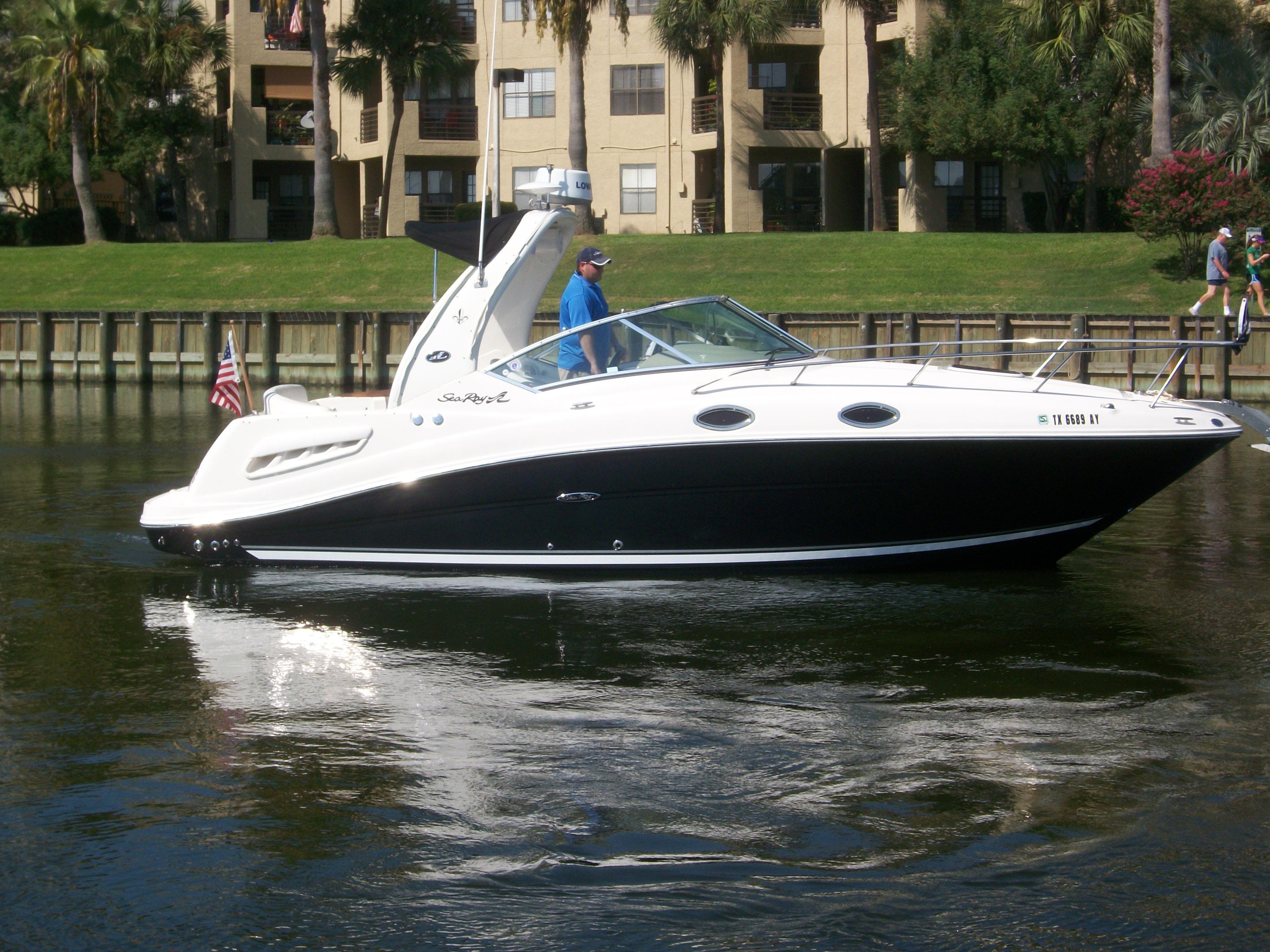 Sea Ray Sundancer 260, League City