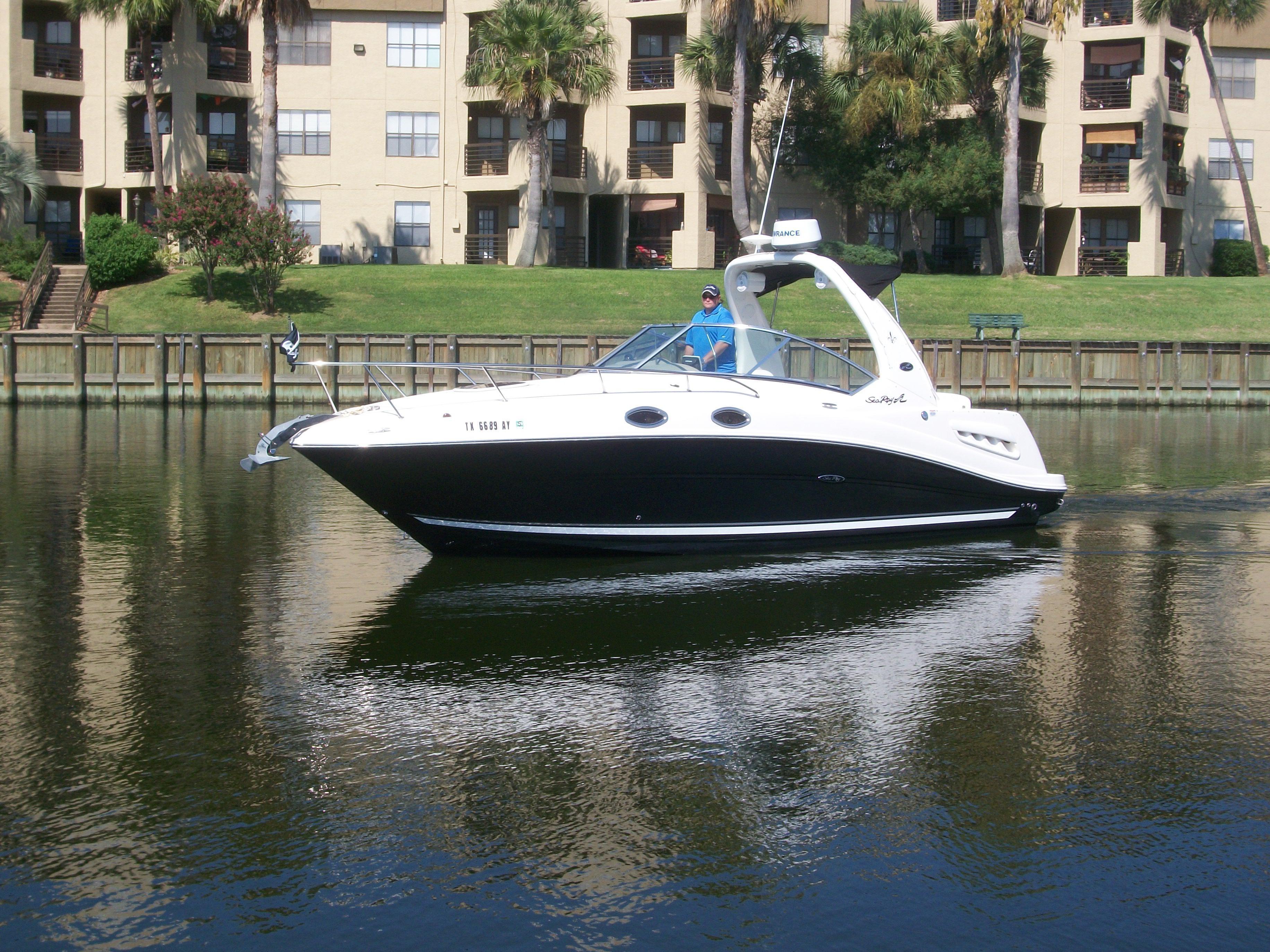 Sea Ray Sundancer 260, League City