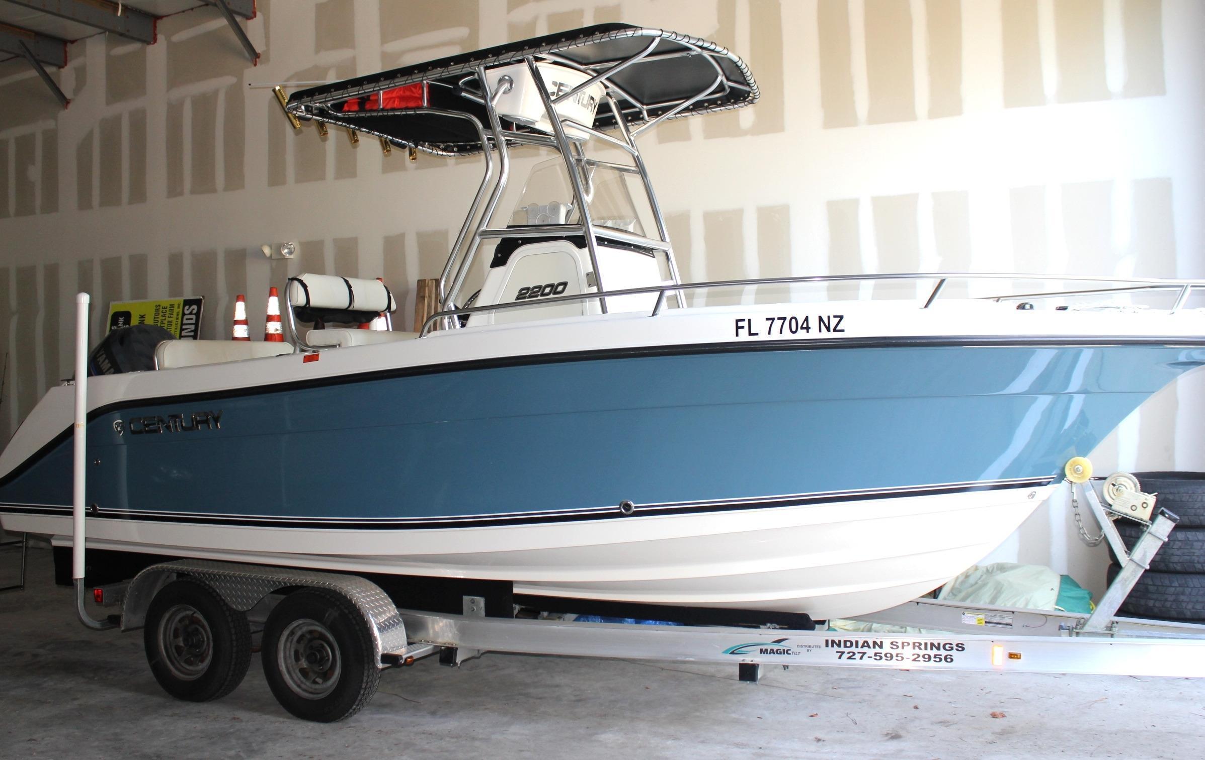 Century 2200 Center Console, St. Augustine