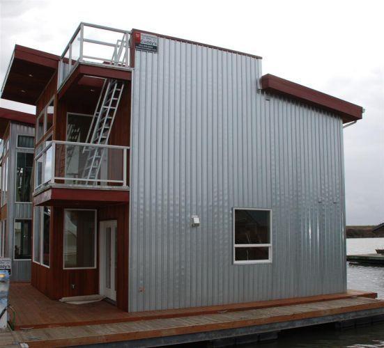 Floating Home CUSTOM BUILT, Scappoose