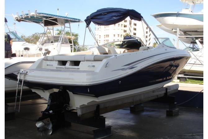 Sea Ray 230 Select, Clearwater