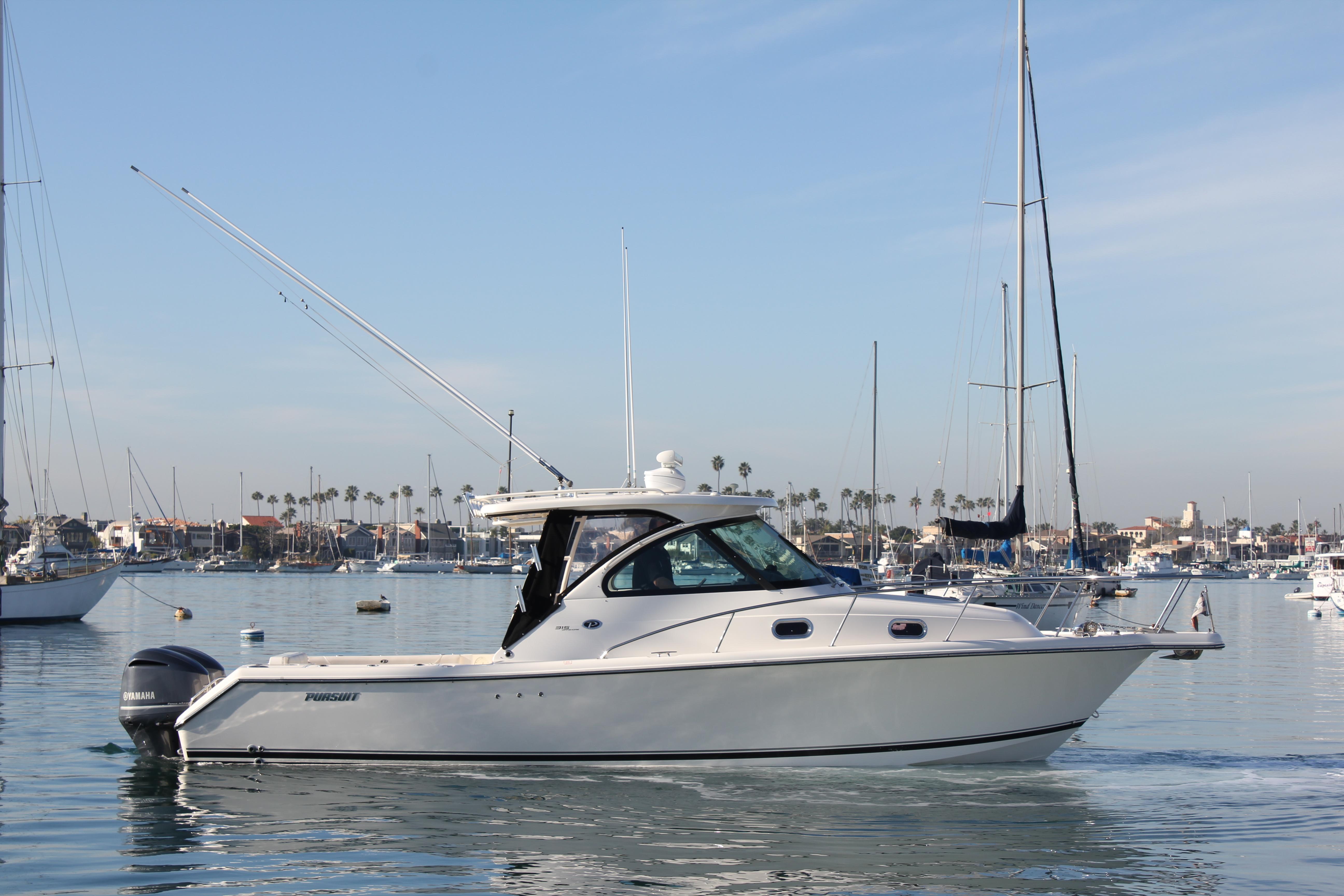 Pursuit 315 Offshore, Newport Beach