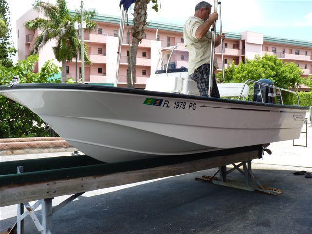 Boston Whaler 170 Montauk, Naples