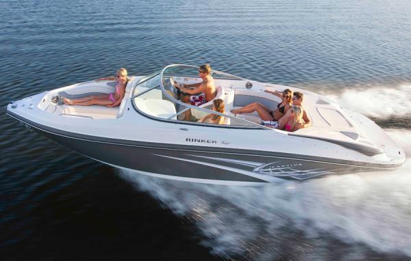 Rinker 246 Captiva Bowrider