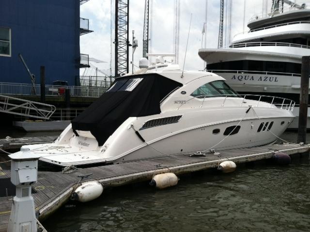 Sea Ray 540 Sundancer, New York City