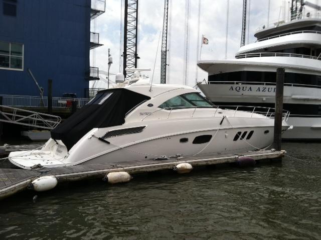 Sea Ray 540 Sundancer, New York City