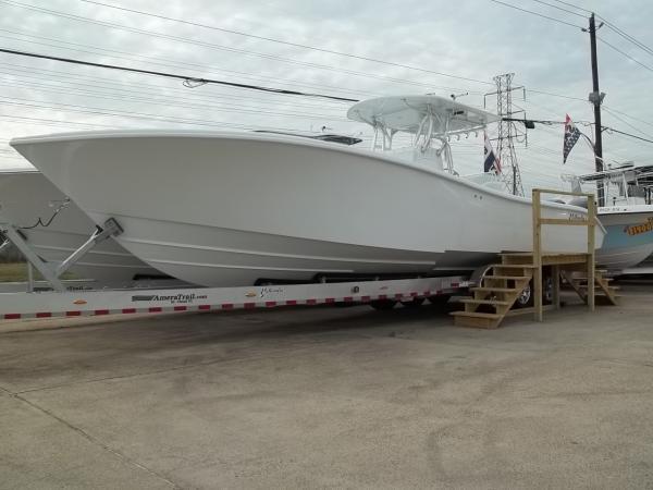 Yellowfin 36, Kemah