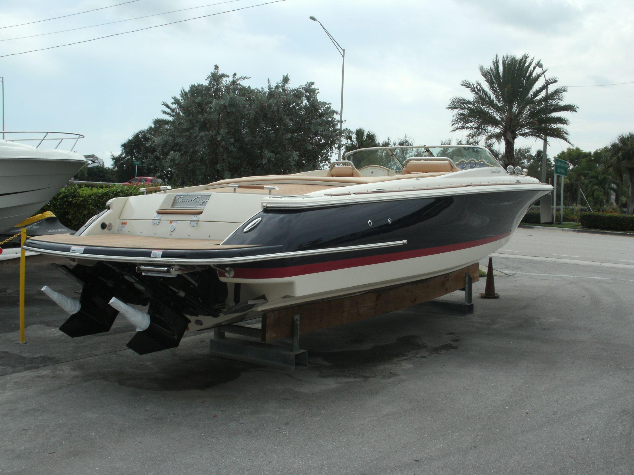 Chris Craft Launch 28 Heritage Trim, Palm Beach Gardens