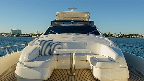 Ferretti 800, Miami Beach