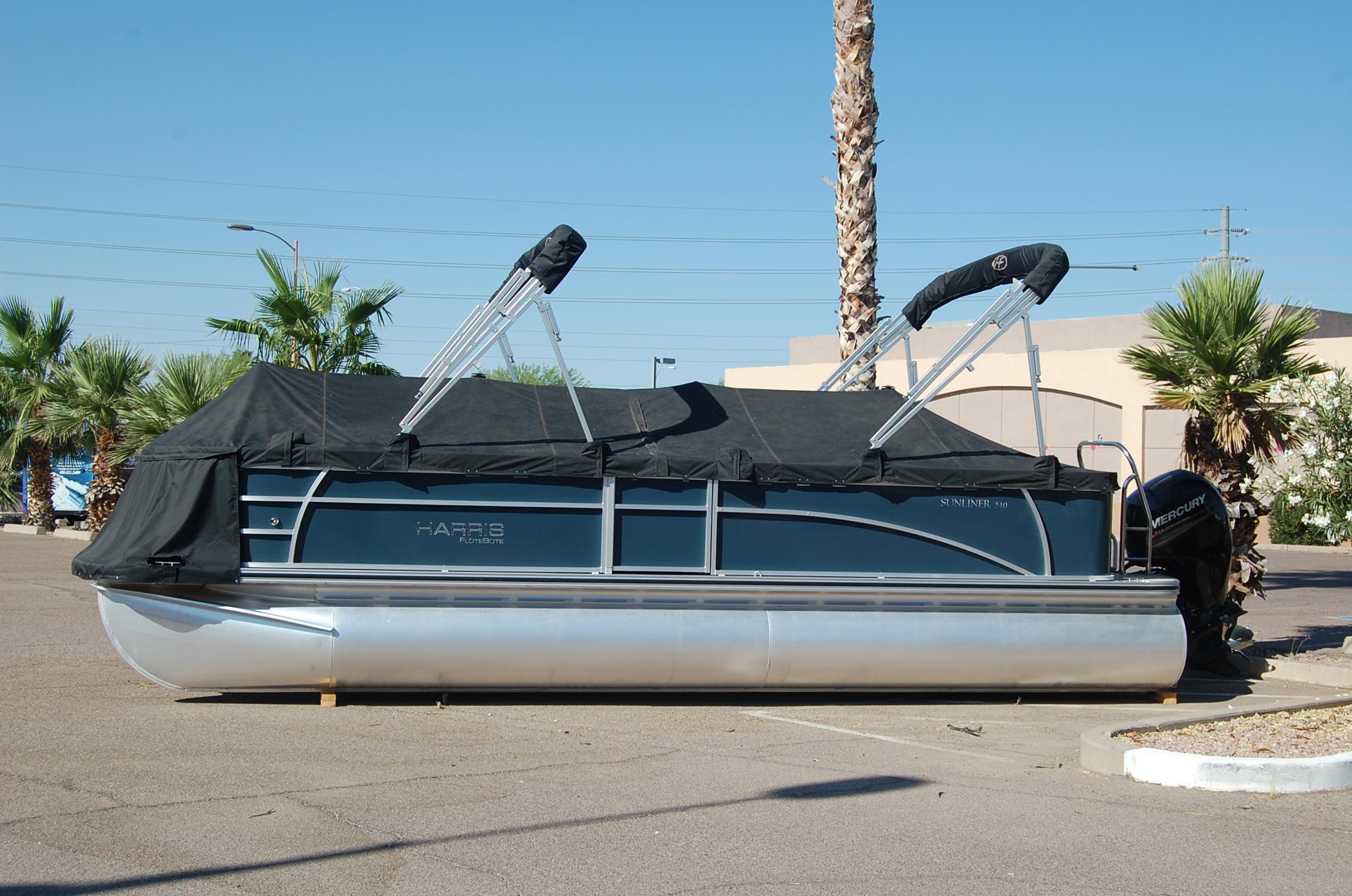 Harris FloteBote Sunliner 240, Tempe
