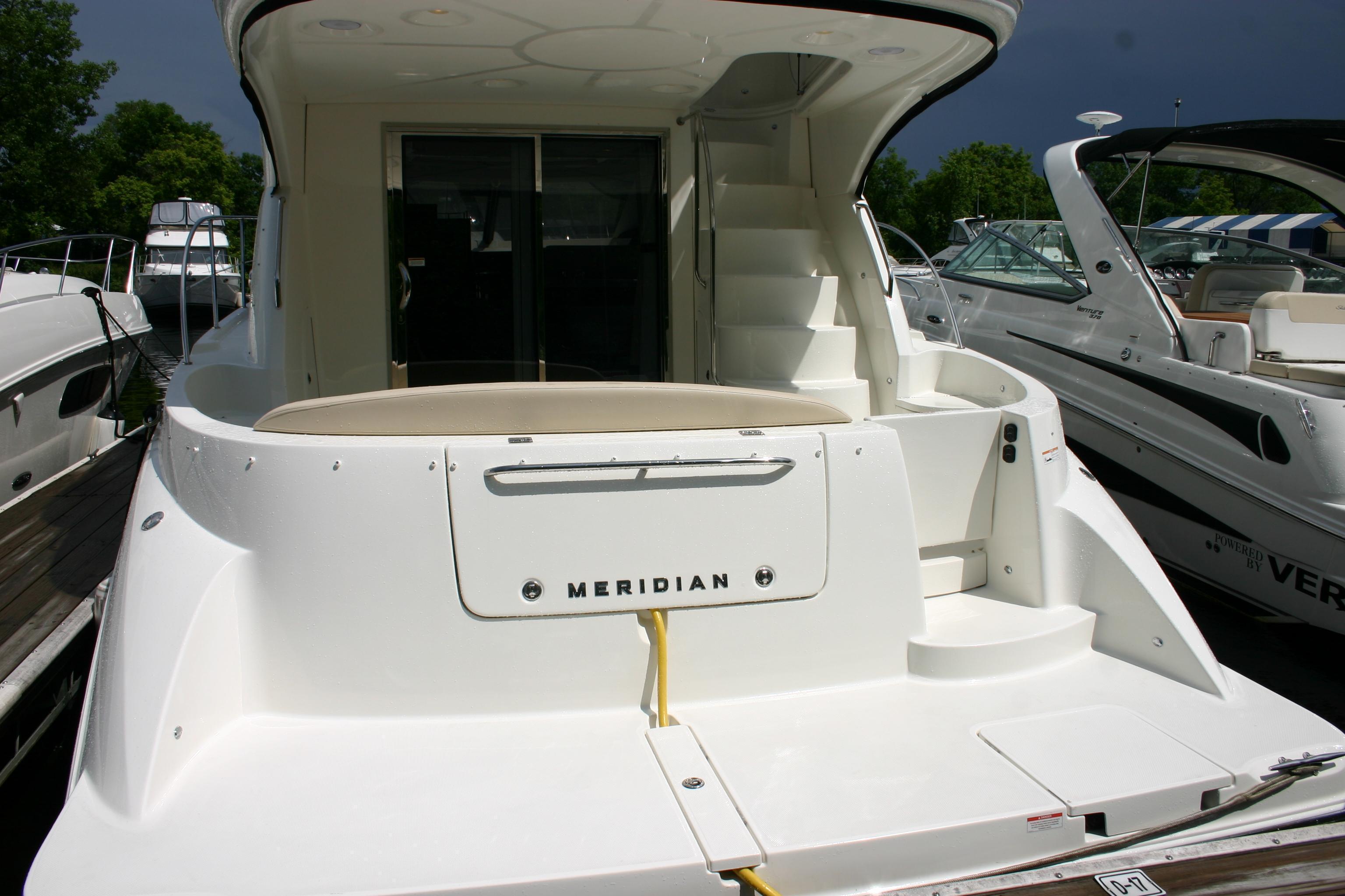 Meridian 441 Sedan, Bayport