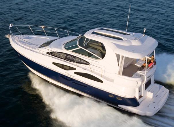 Cruisers Yachts 455 Express Motoryacht