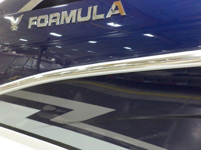 Formula 310 Bowrider, Brick