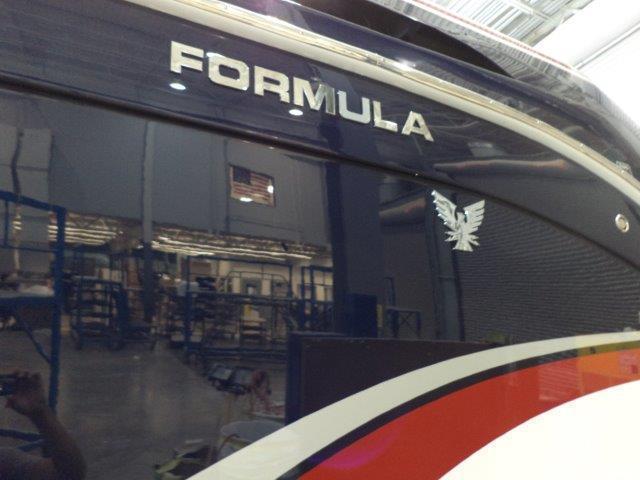 Formula 37 Performance Cruiser, Brick