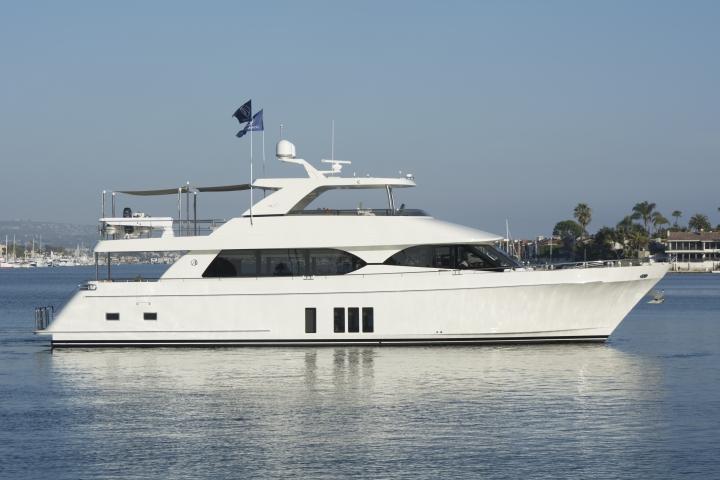 Ocean Alexander 85 Motor Yacht, Newport Beach