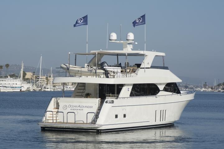 Ocean Alexander 85 Motor Yacht, Newport Beach