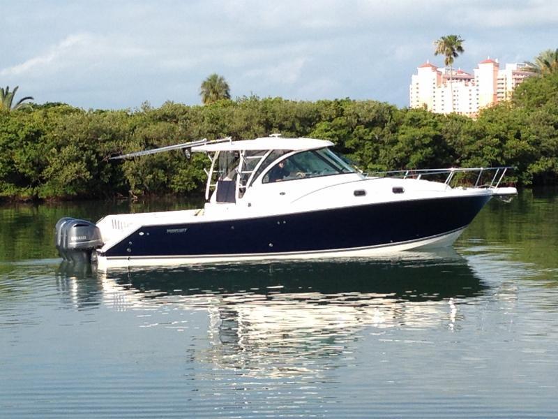 Pursuit OS 385 Offshore, Clearwater