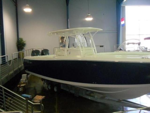 Sailfish 320 CC, Clearwater