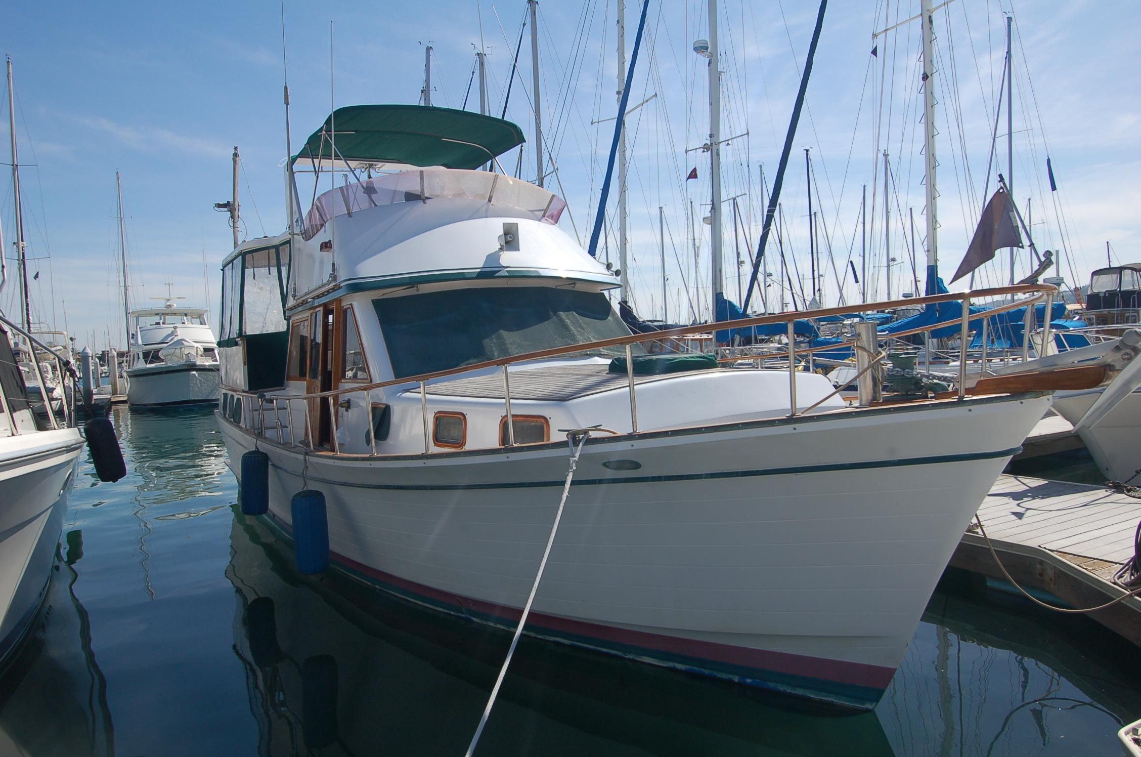 Marine Trader 43 aft bin, Dana Point