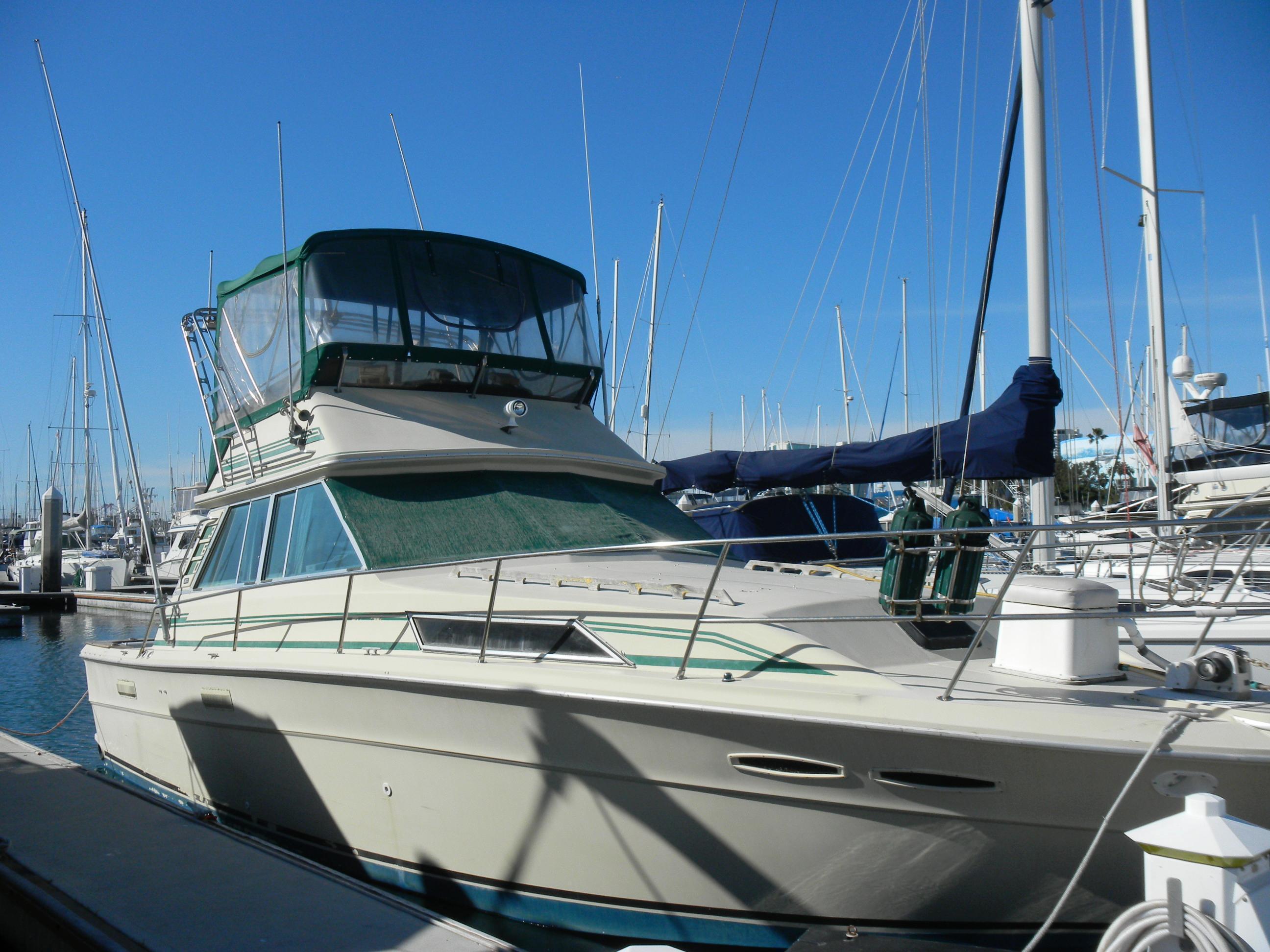 Sea Ray Convertible, LONG BEACH