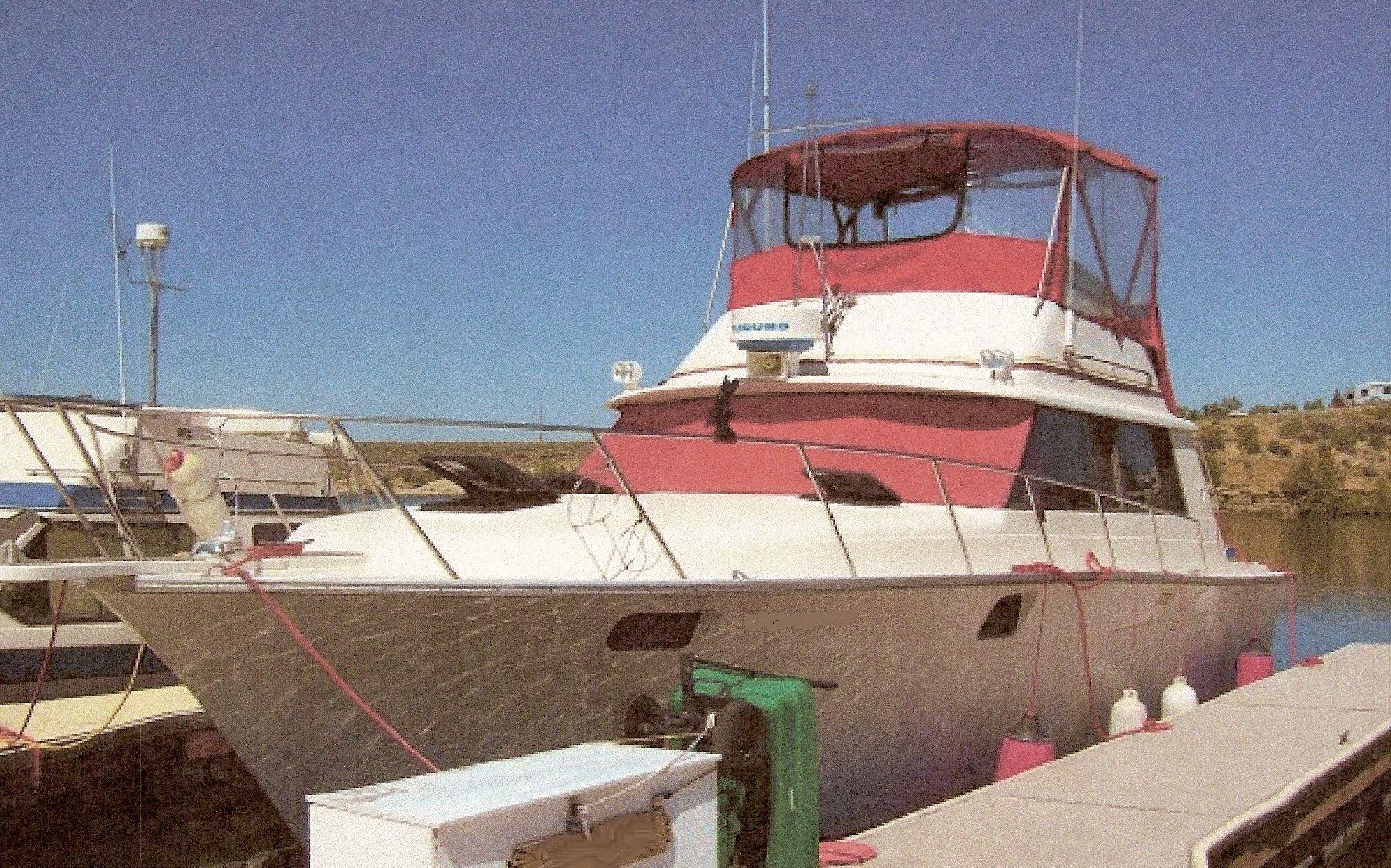 Silverton CONVERTIBLE 37, Flaming Gorge