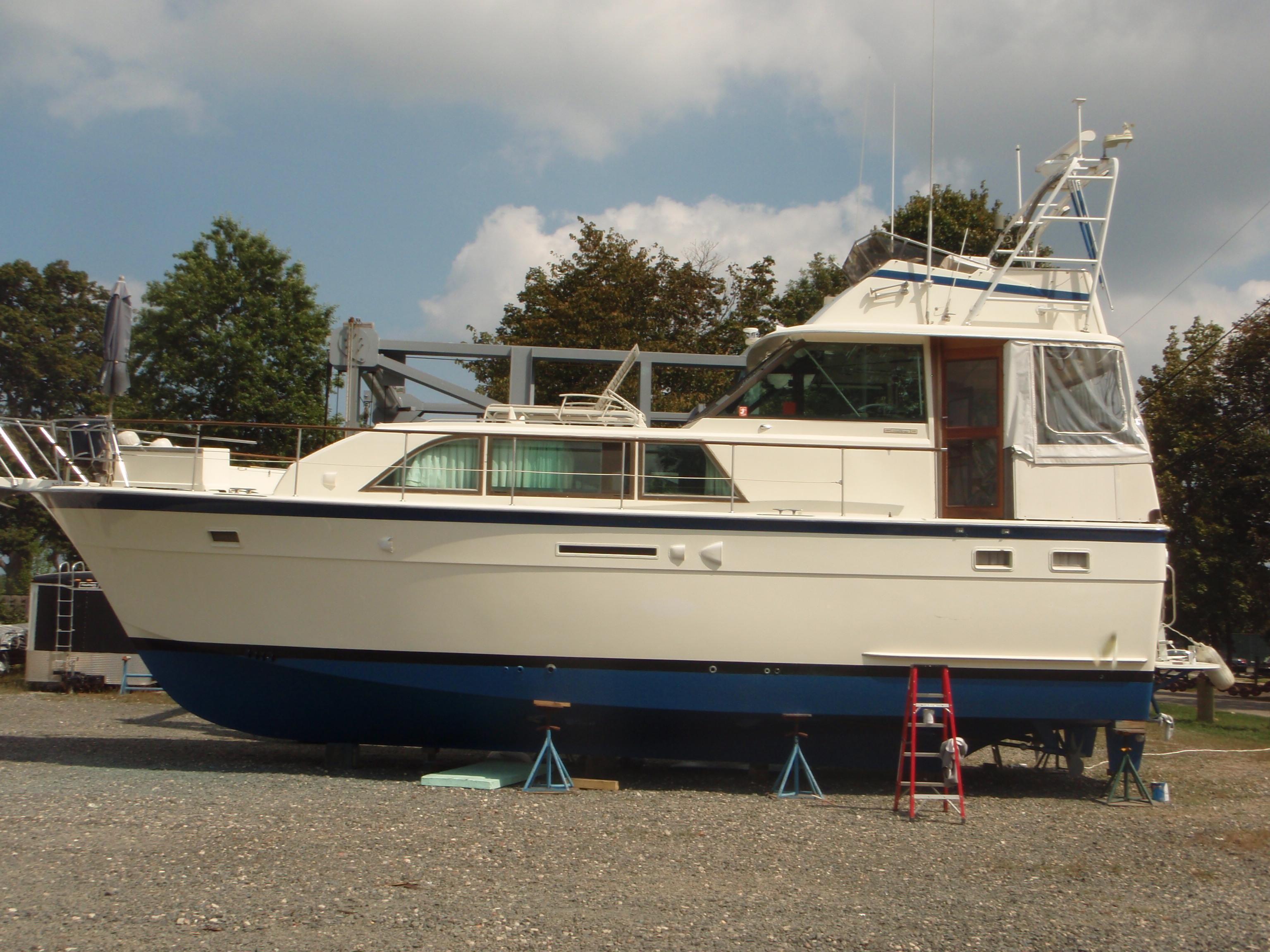 Hatteras 43 Double Cabin, Long Branch