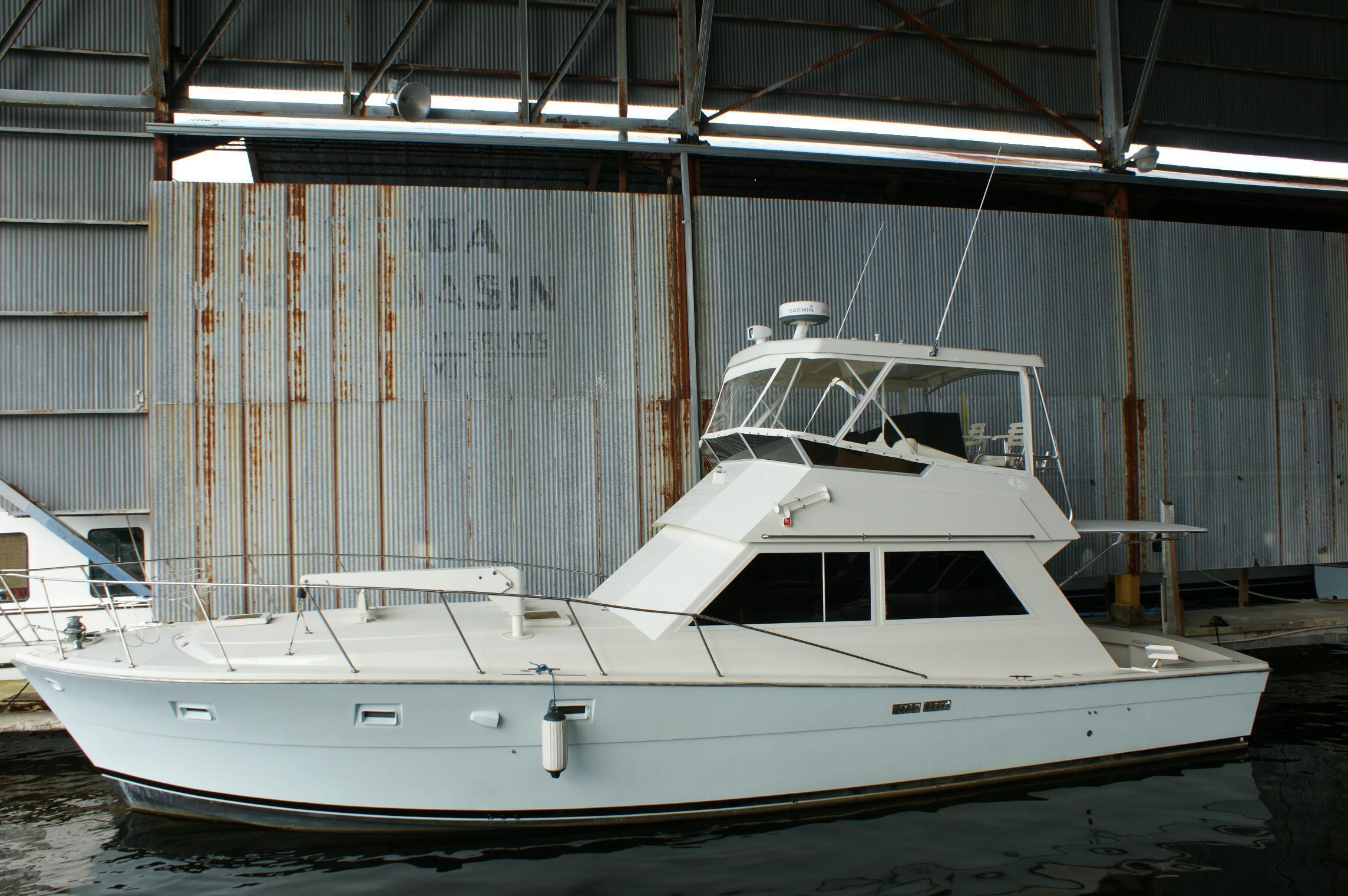 Viking Yacht Sportfish, Miami