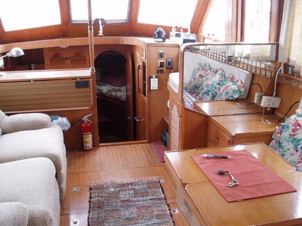 Albin Classic Trawler Two Cabin, Huntington