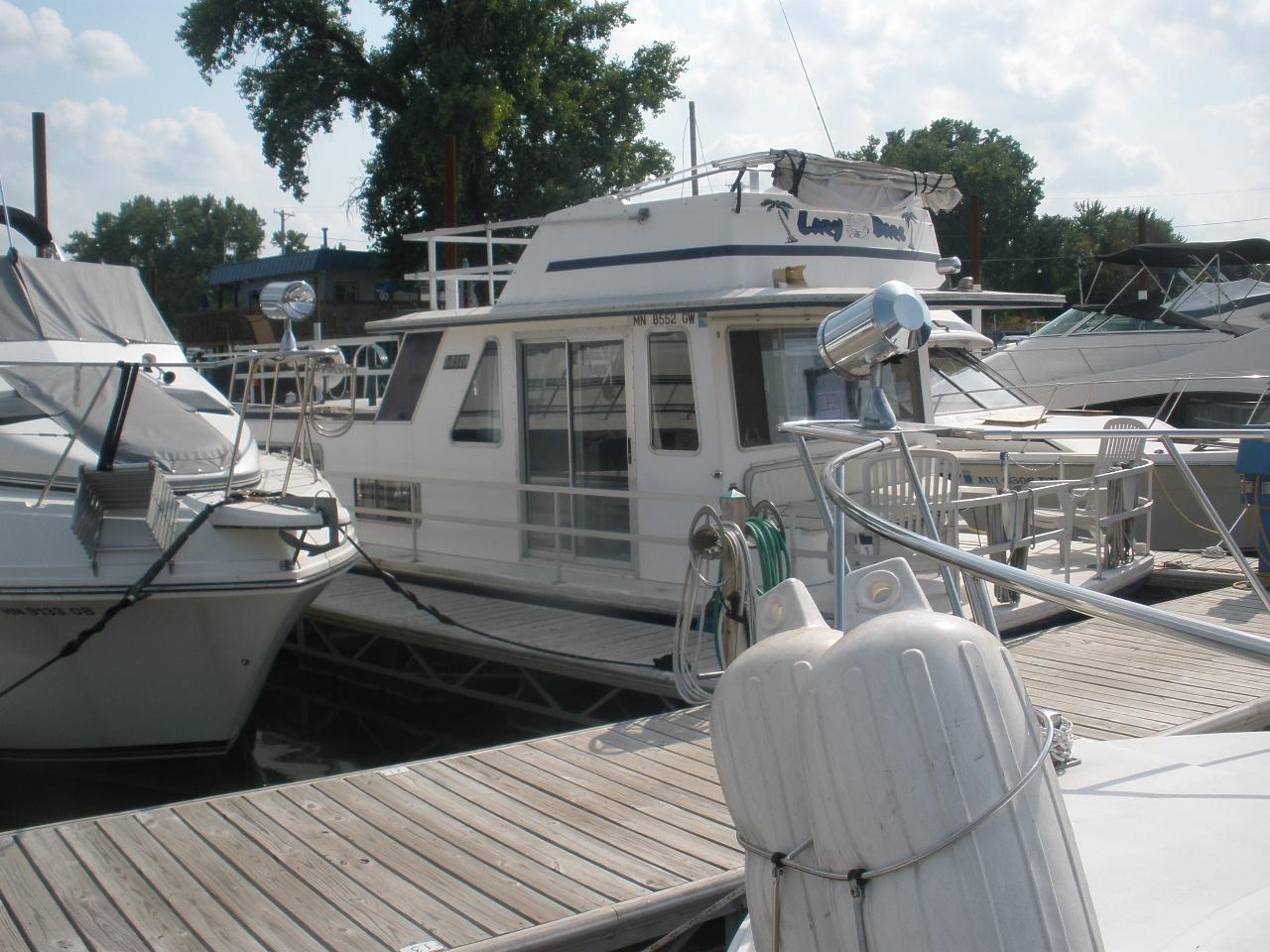 Gibson HOUSEBOAT, Inver Grove Heights