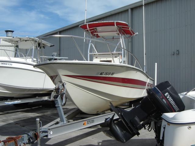 Hydra-Sports 2400 CC, Morehead City