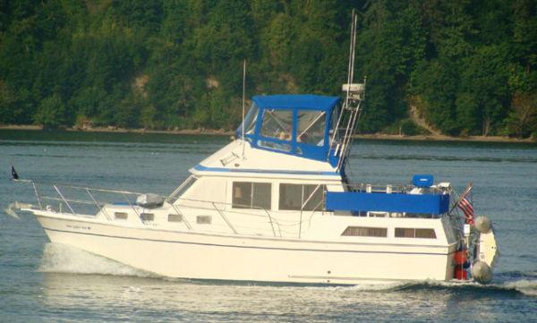 North Passage Tri Cabin/Sun Deck Trawler, Olympia