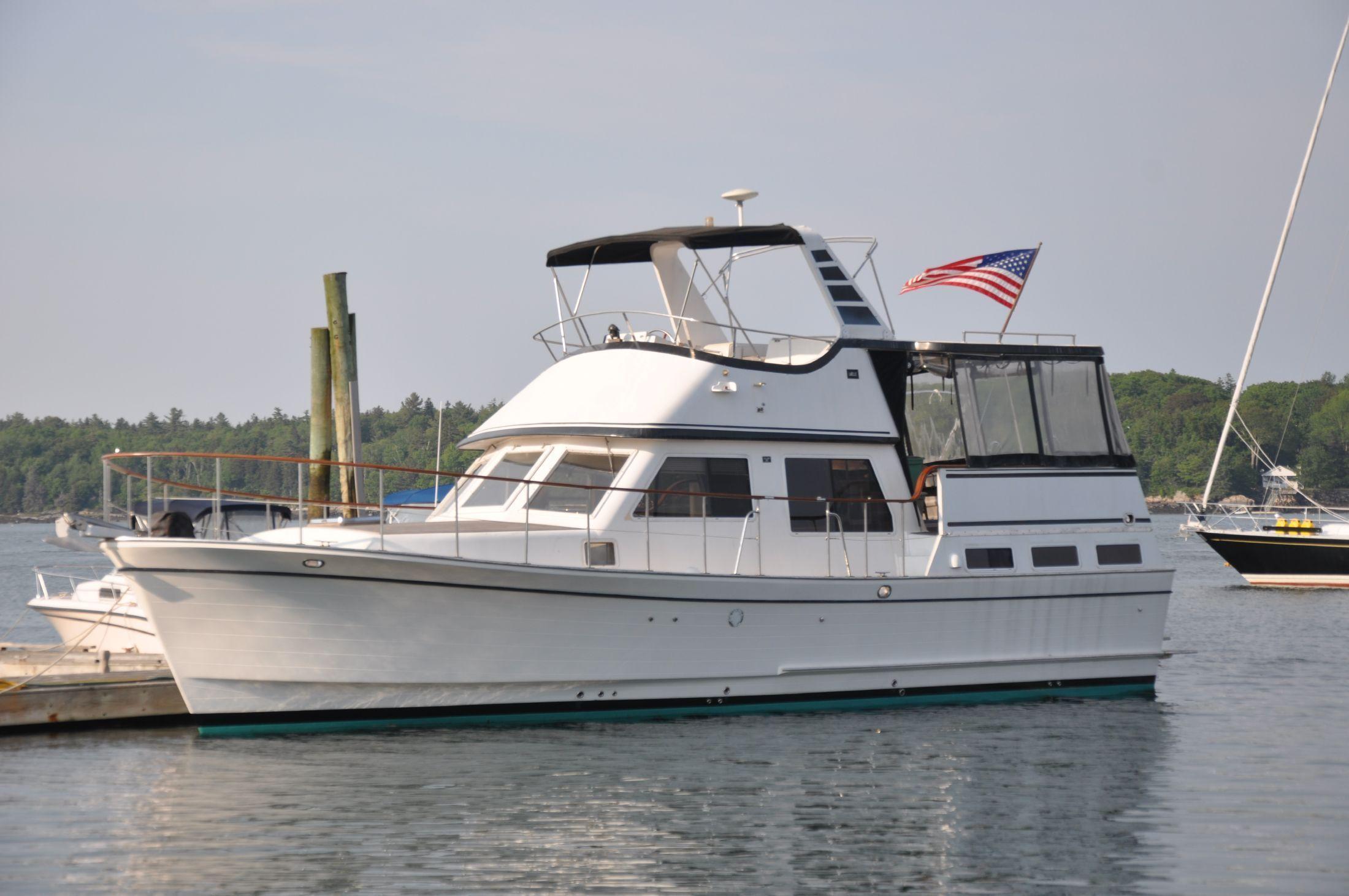 Marine Trader Labelle Sun Deck, East Boothbay