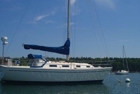 Pearson Yachts 303, Brooklin