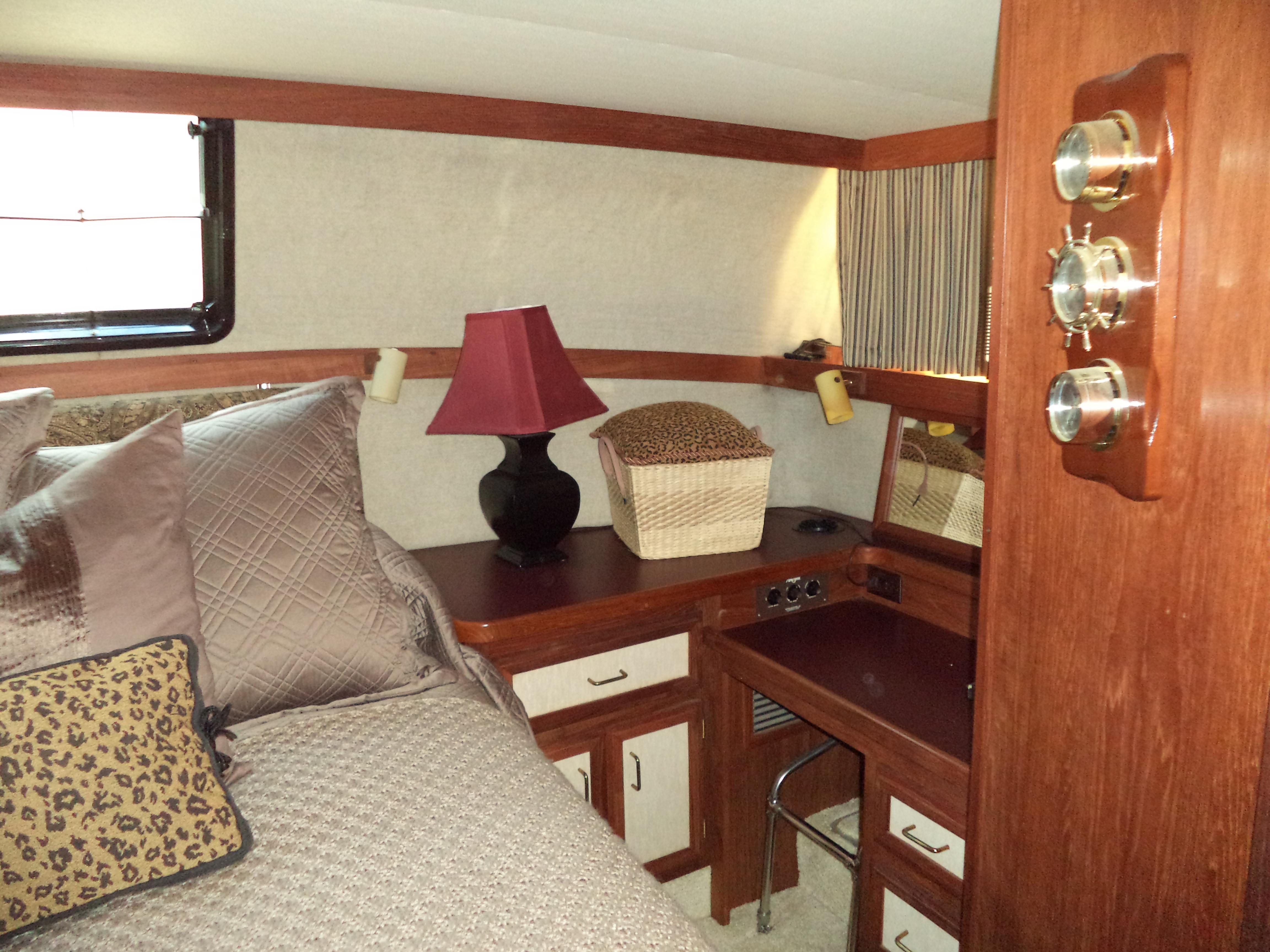 Carver 3607 Aft Cabin, Chattanooga