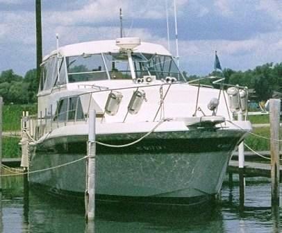 Chris Craft 381 Catalina Double Cabin with Generator