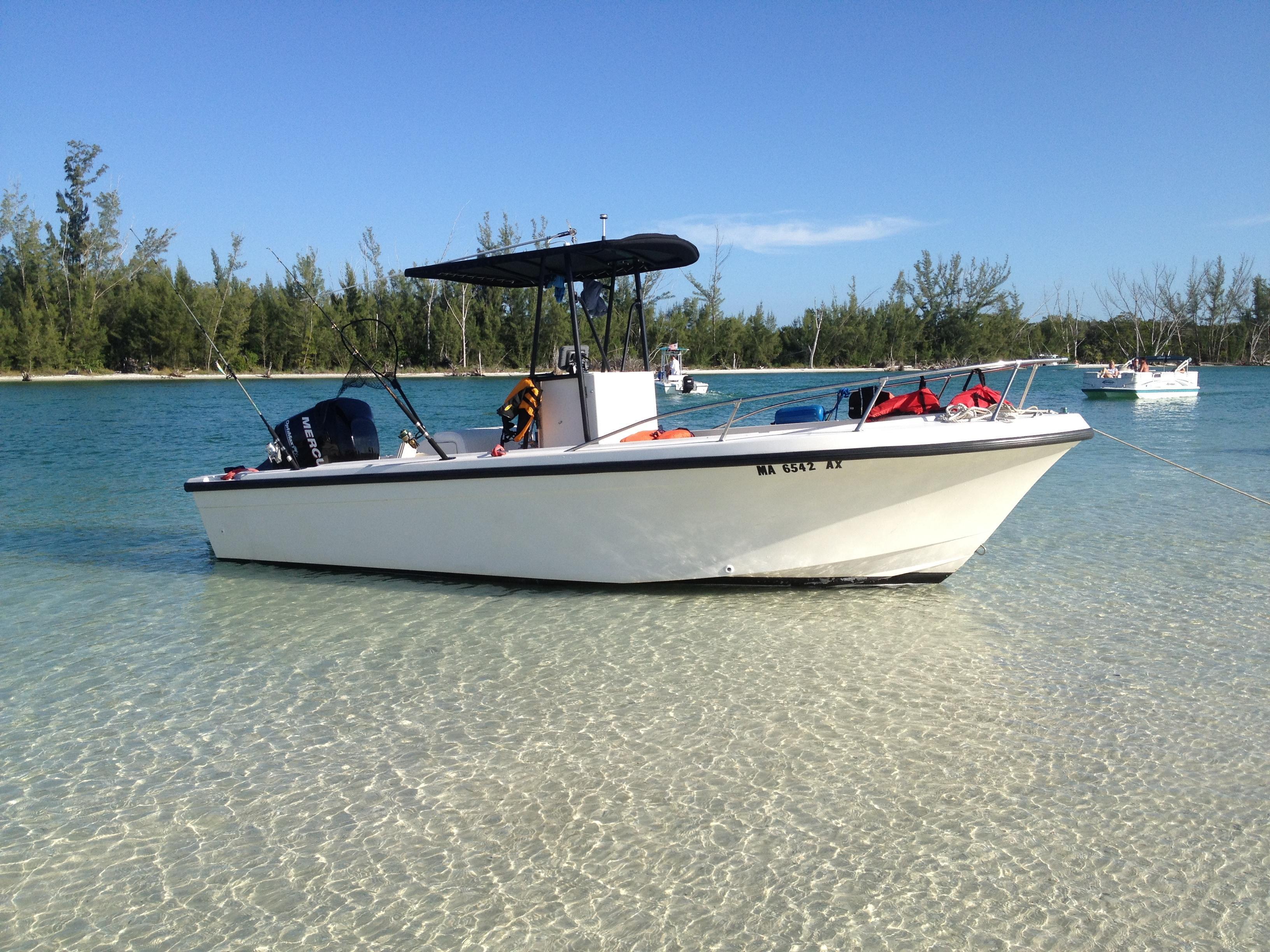 Grady-White 204 Fisherman CC with new engine and trailer, Naples