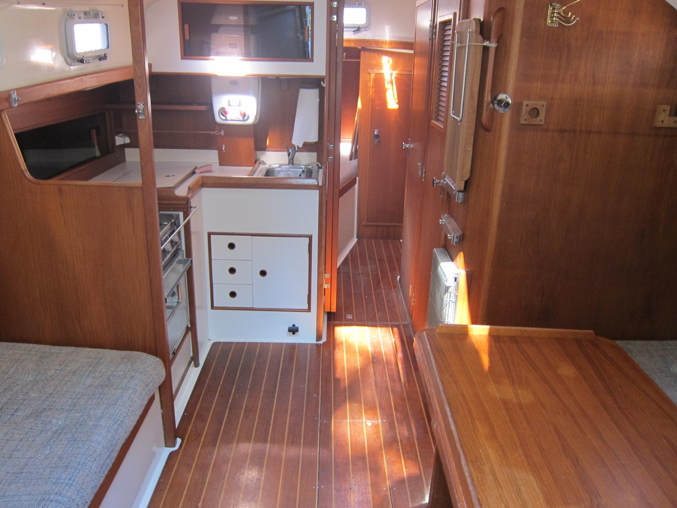 Nonsuch Ultra 30, Rockland