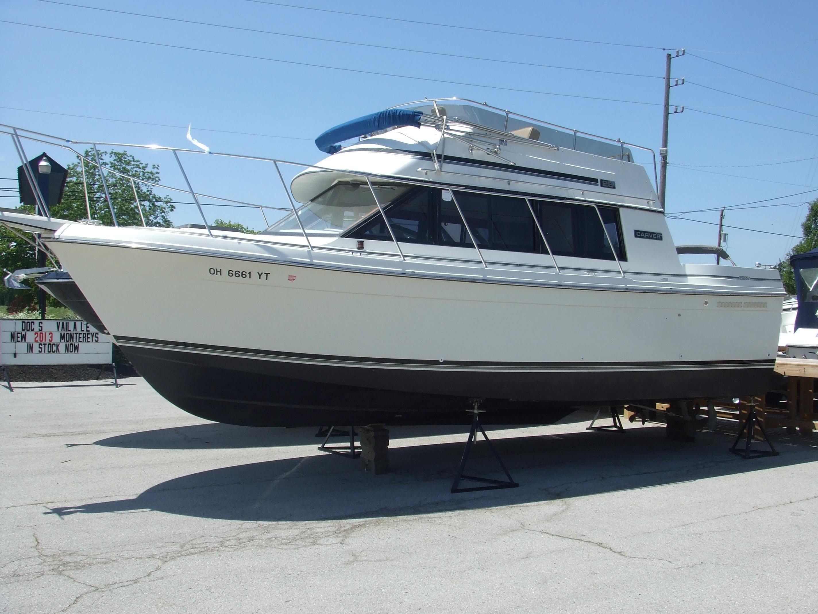 Carver 28 VOYAGER, Port Clinton