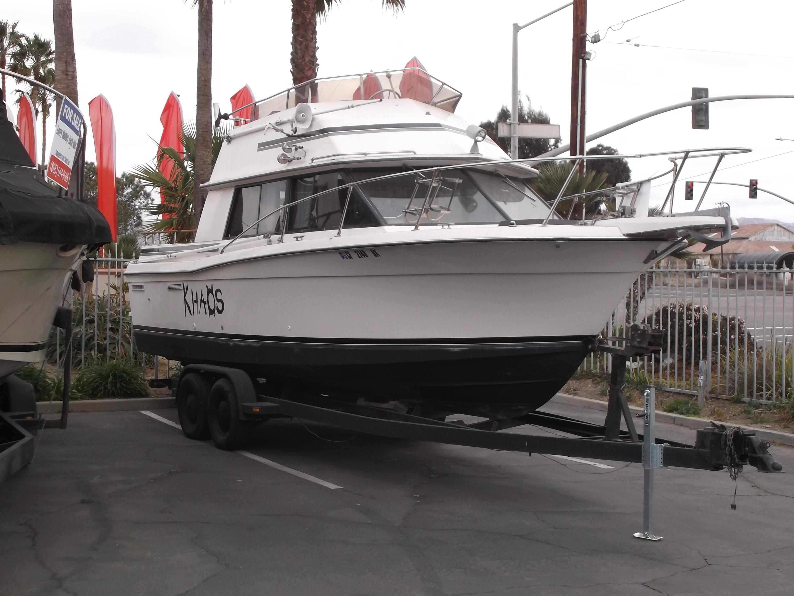 Carver Santa Cruz Flybridge, Ventura